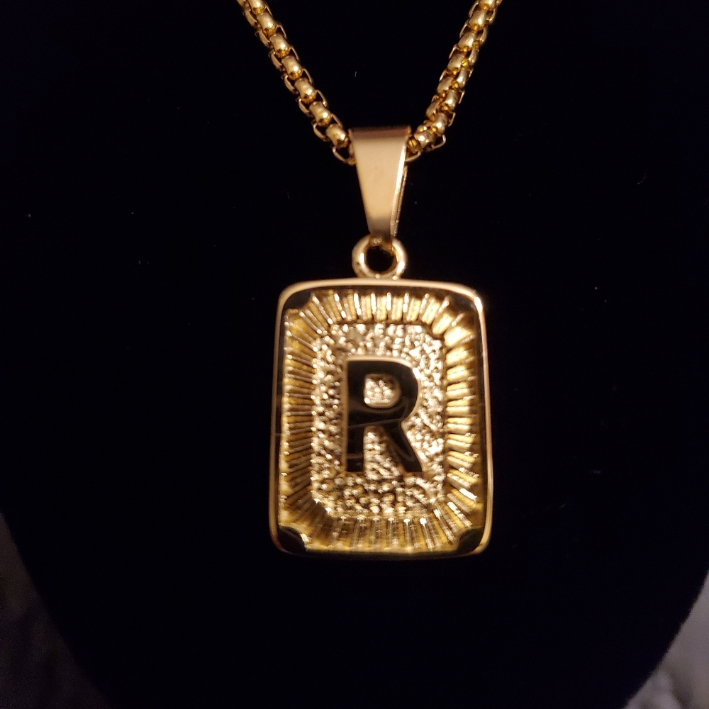 New Gold Plated Initial "R" Box Chain Necklace